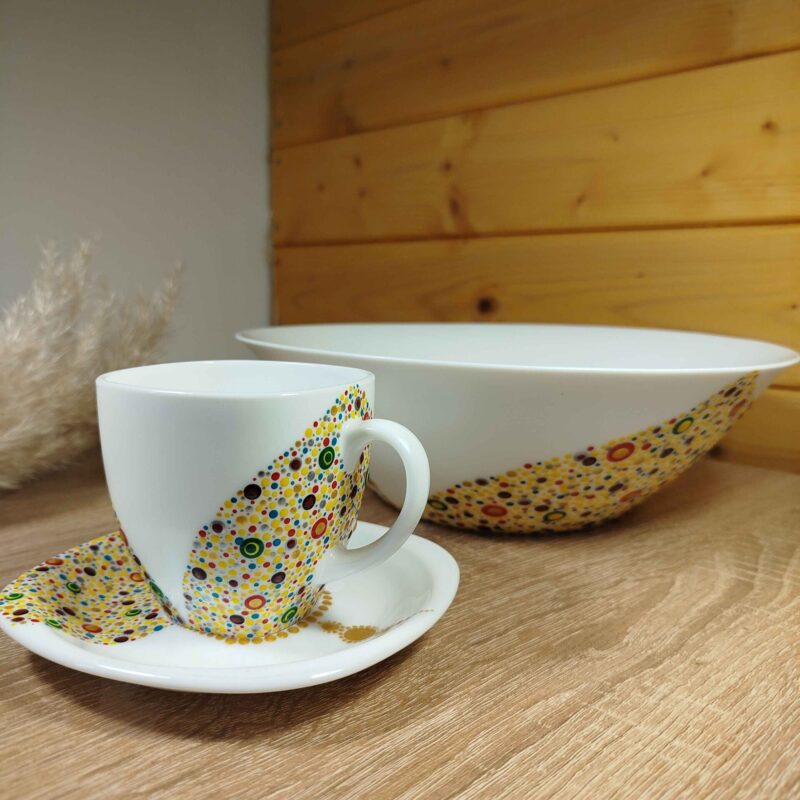 Set šalica s tanjurićem i zdjela