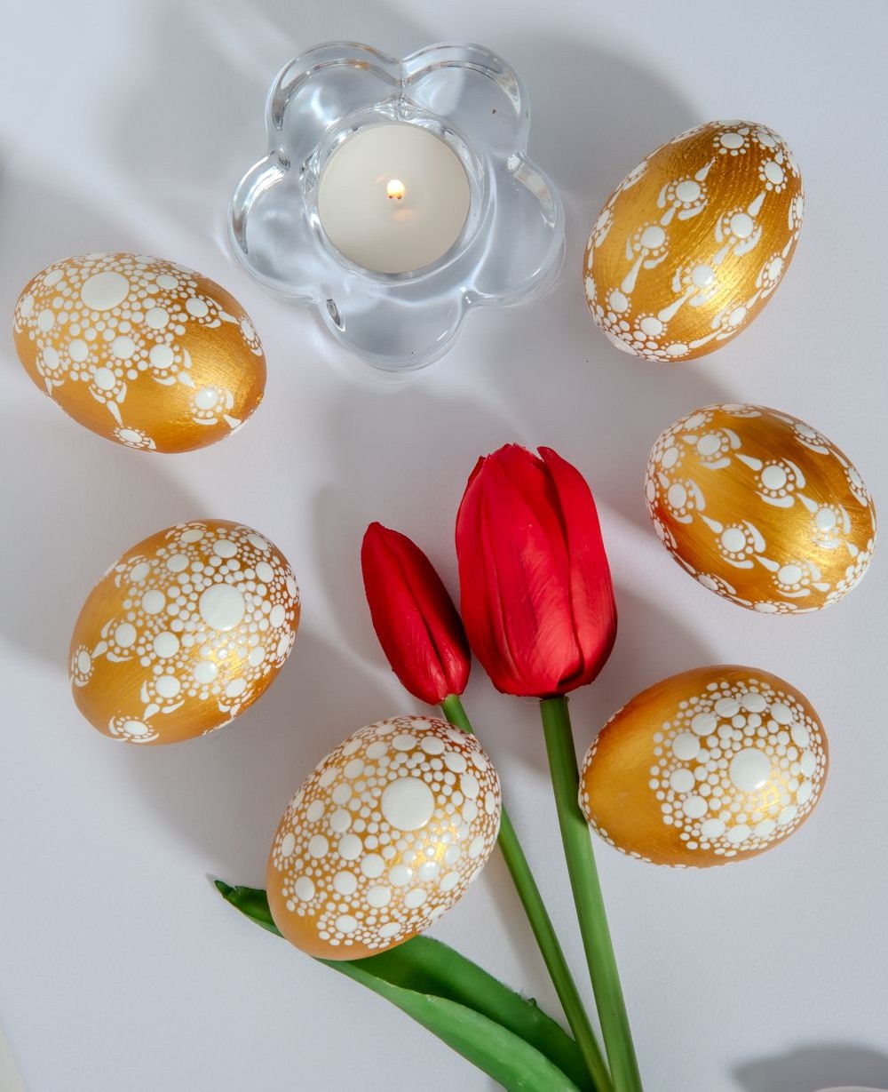 Uskršnja drvena zlatna jaja